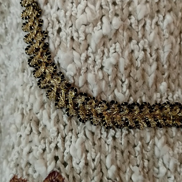 VTG 80s Floral Applique Boucle Sweater M - EUC - Picture 5 of 8